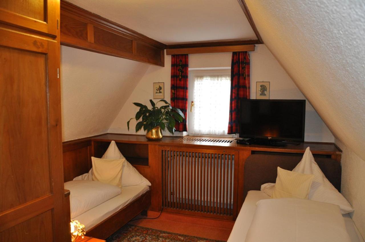 Pension Haus Gertrud Donauwörth Exteriör bild